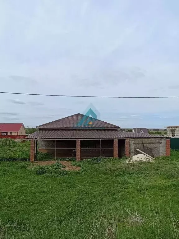 Дом в Оренбургская область, Оренбургский район, Пугачевский сельсовет, ... - Фото 1