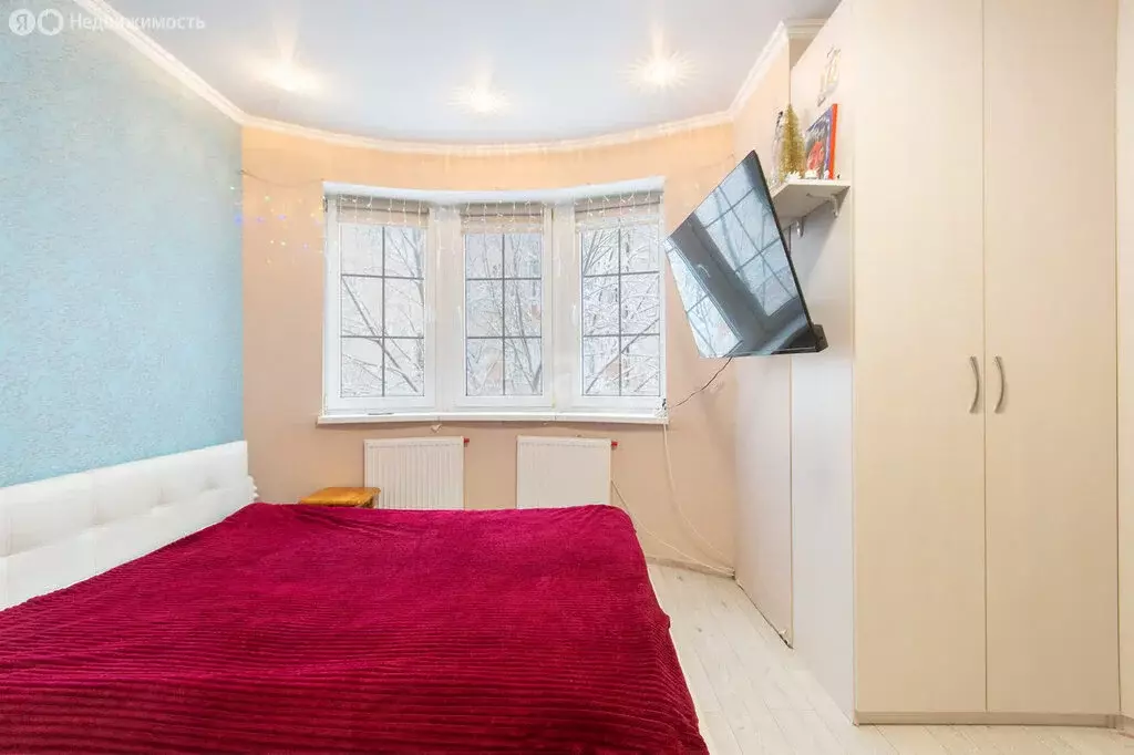 1-комнатная квартира: Калининград, улица Клары Цеткин, 27 (37.98 м) - Фото 1