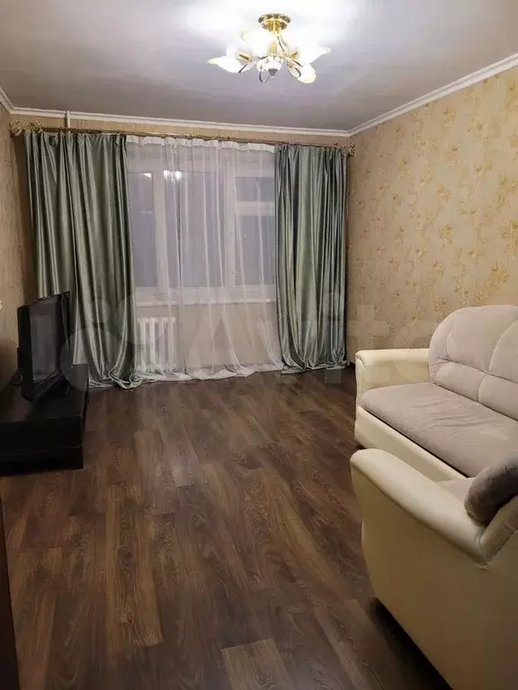 2-к. квартира, 64 м, 5/9 эт. - Фото 0