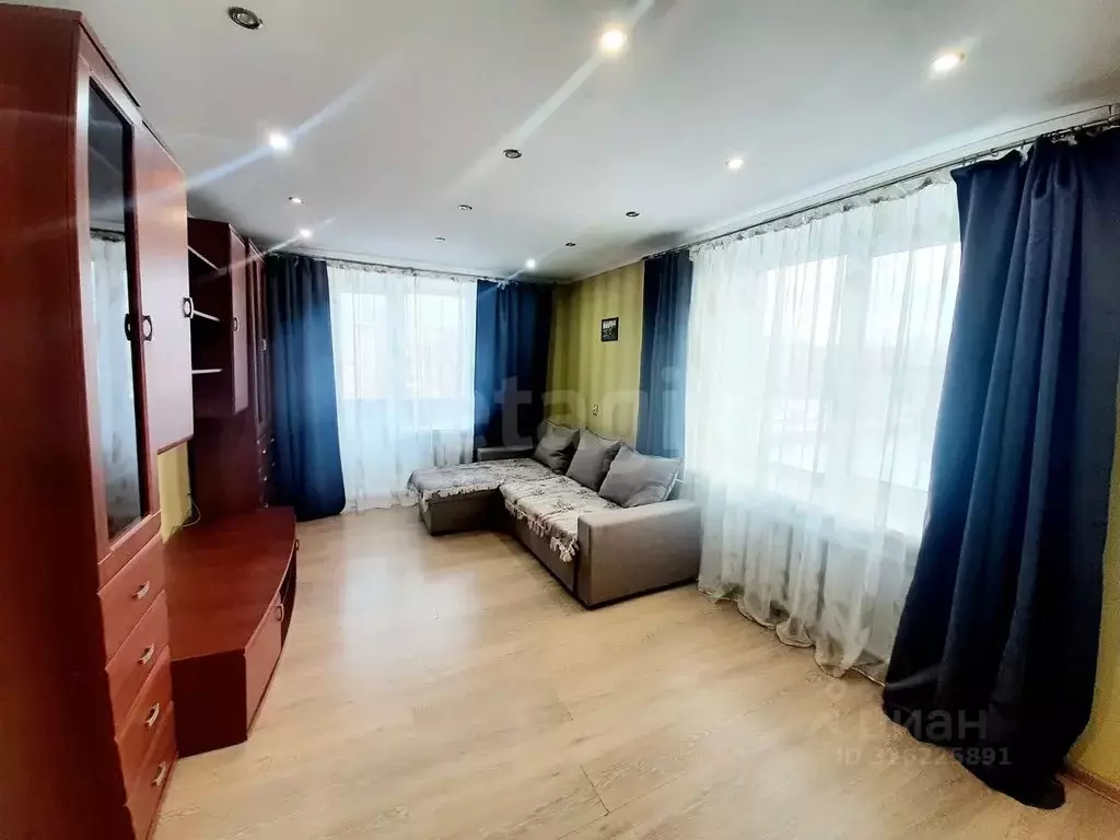 2-к кв. Ленинградская область, Кириши просп. Ленина, 5 (43.2 м) - Фото 1