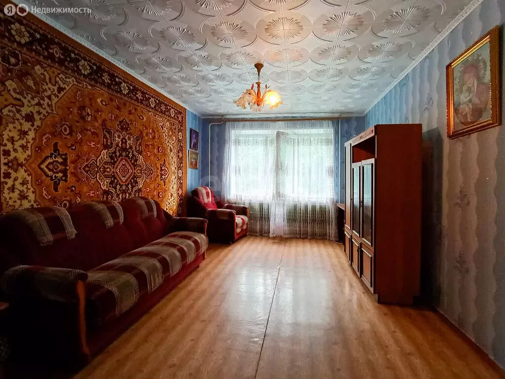 3-комнатная квартира: Старый Оскол, микрорайон Будённого, 9 (62.6 м) - Фото 0
