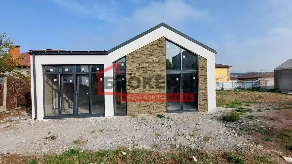 Дом в Севастополь ул. 2-я Линия, 106/270 (81 м) - Фото 1