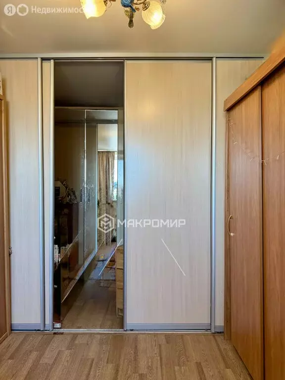 1к в 8-комнатной квартире (16.8 м) - Фото 2