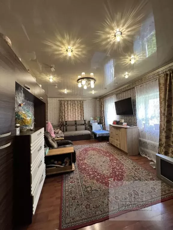 Дом в Челябинская область, Магнитогорск ул. Добролюбова, 39 (130 м) - Фото 1