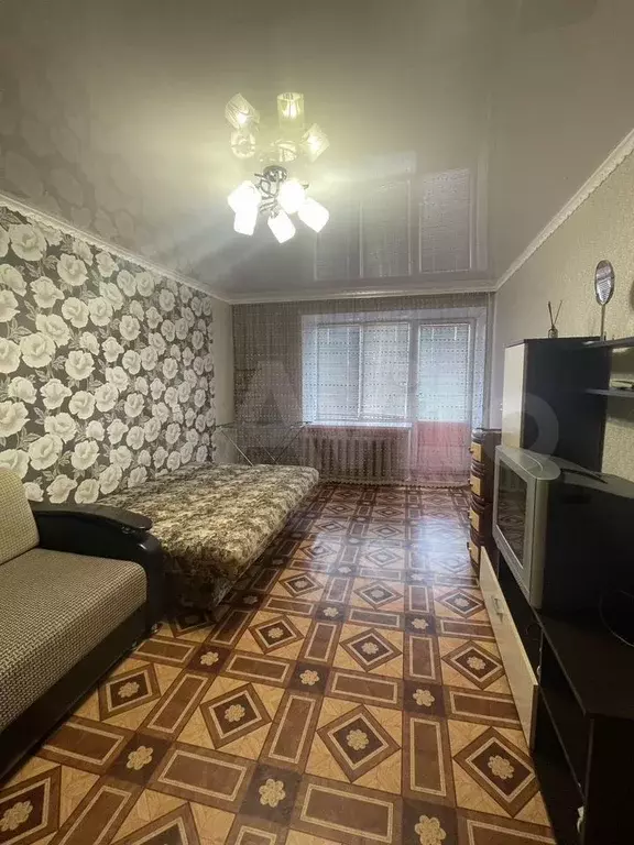 1-к. квартира, 30 м, 4/5 эт. - Фото 0