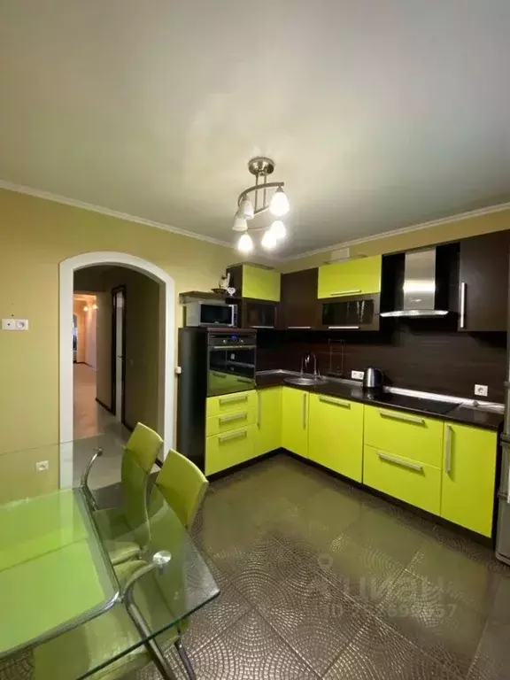 3-к кв. Самарская область, Тольятти Офицерская ул., 8 (80.0 м) - Фото 2