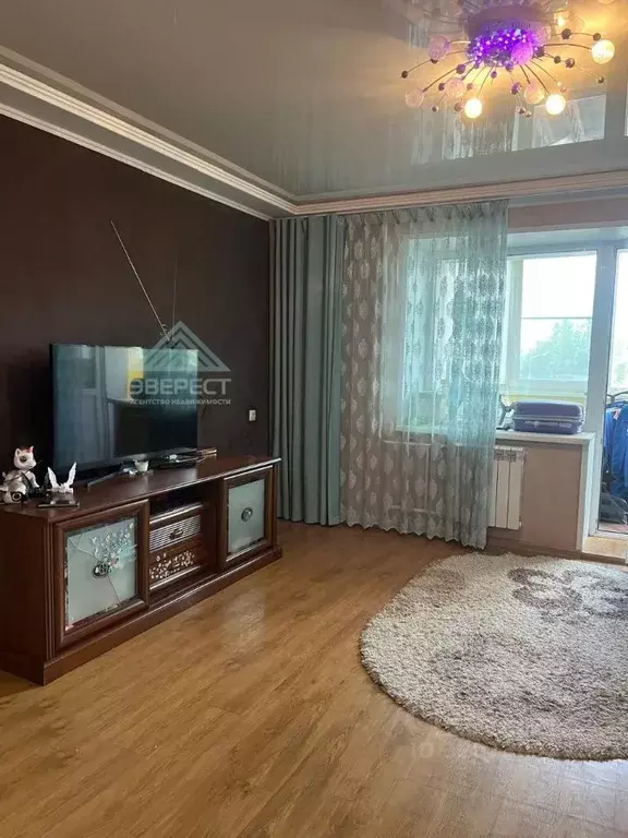 3-к кв. Хакасия, Абакан ул. Стофато, 14А (61.6 м) - Фото 0