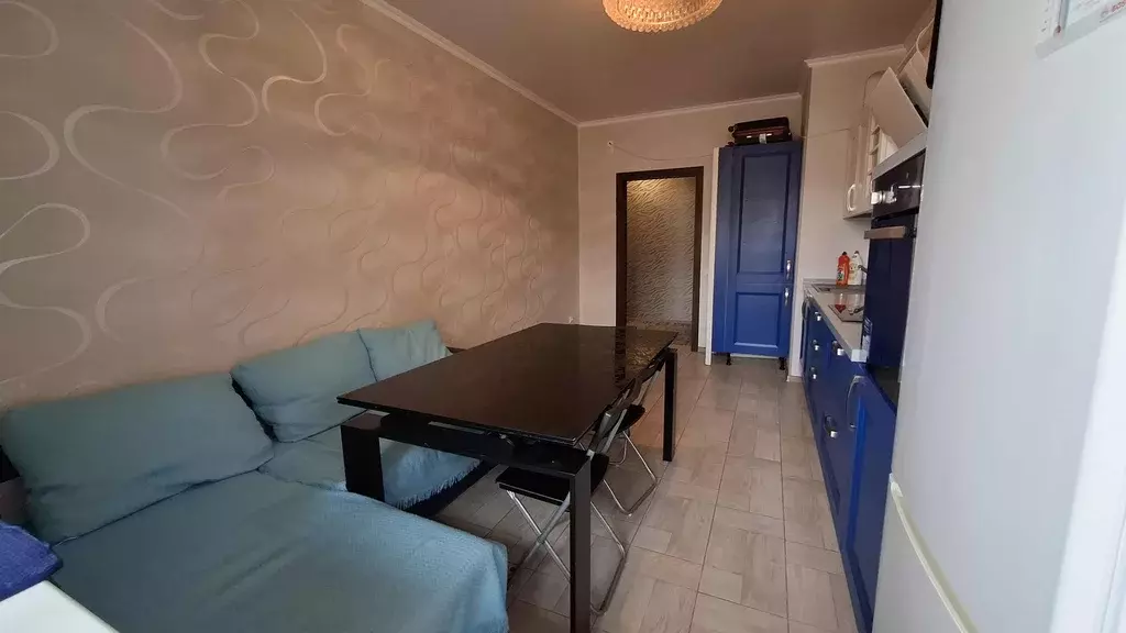 Продаётся 2-к квартира, 65.8 м - Фото 1