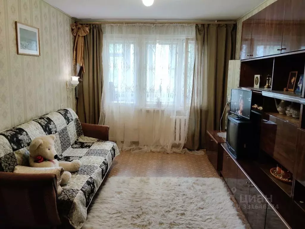 1-к кв. Псковская область, Псков Ротная ул., 33 (32.4 м) - Фото 1