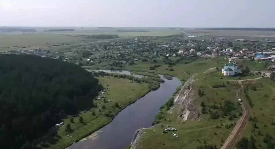 Дом в Свердловская область, муниципальное образование Алапаевское, ... - Фото 0