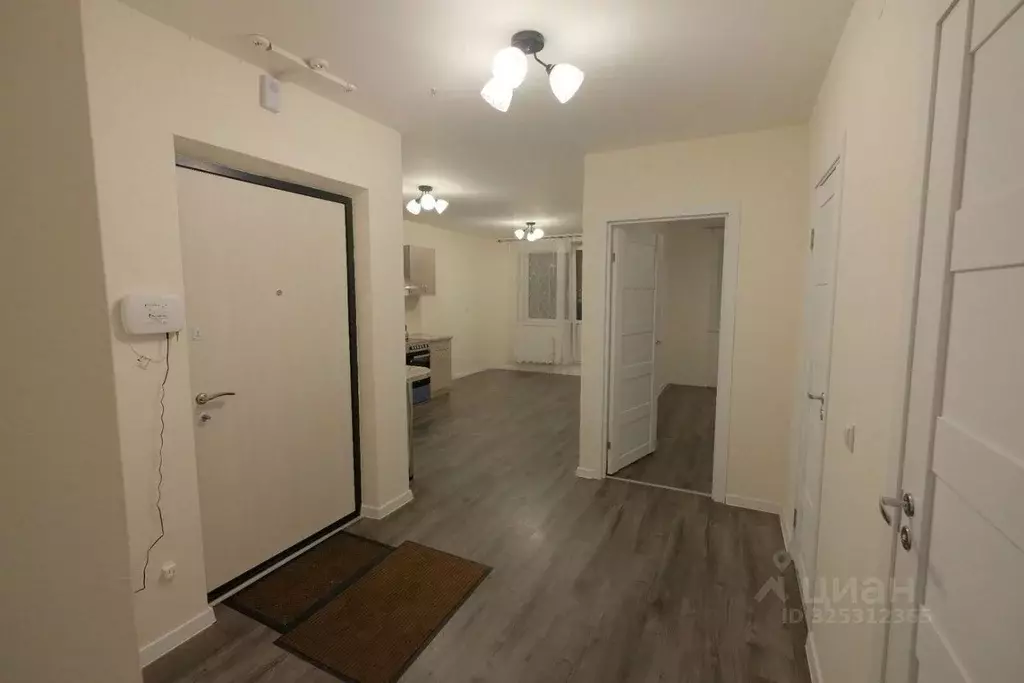 2-к кв. Ленинградская область, Мурино Всеволожский район, ул. Шоссе в ... - Фото 1