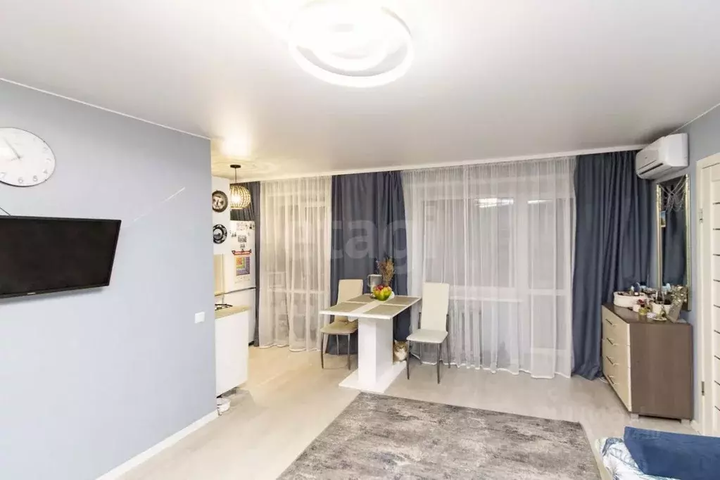 2-к кв. Тюменская область, Тюмень проезд Геологоразведчиков, 7 (43.0 ... - Фото 1