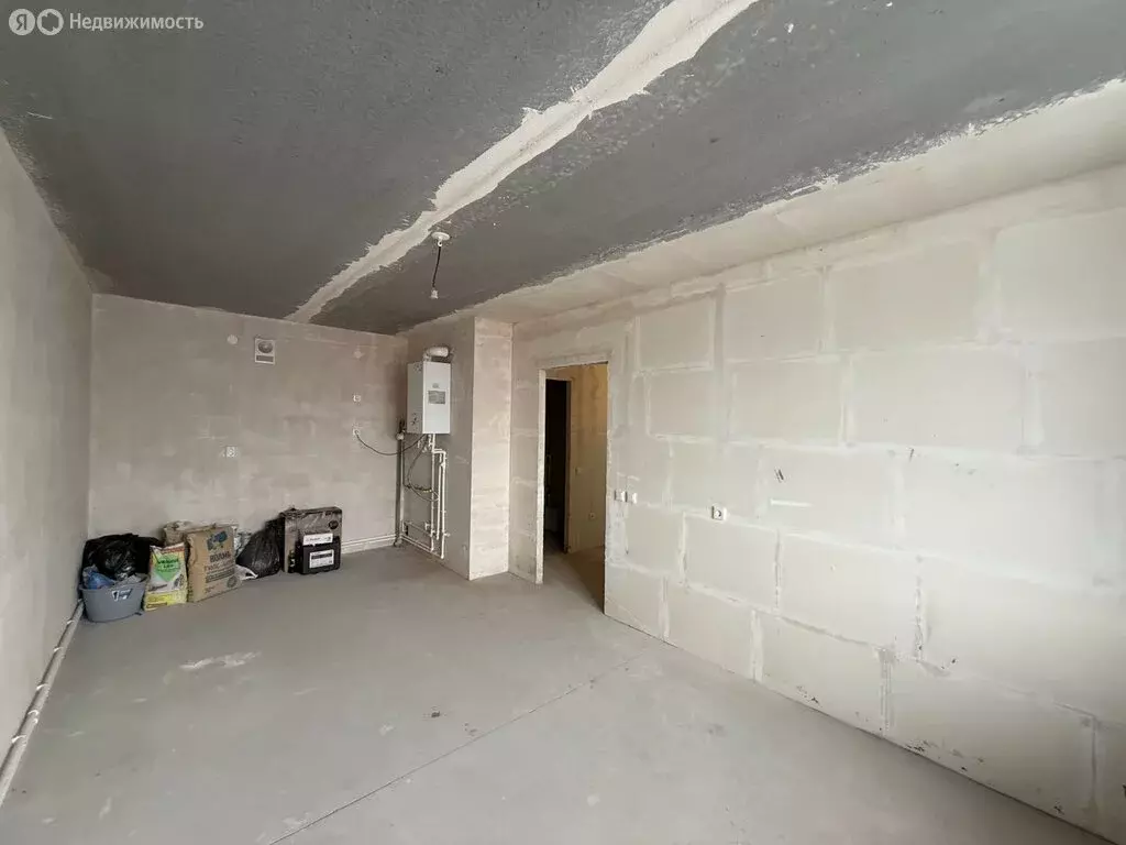 3-комнатная квартира: Волгоград, улица Степанищева, 37 (52.2 м) - Фото 1