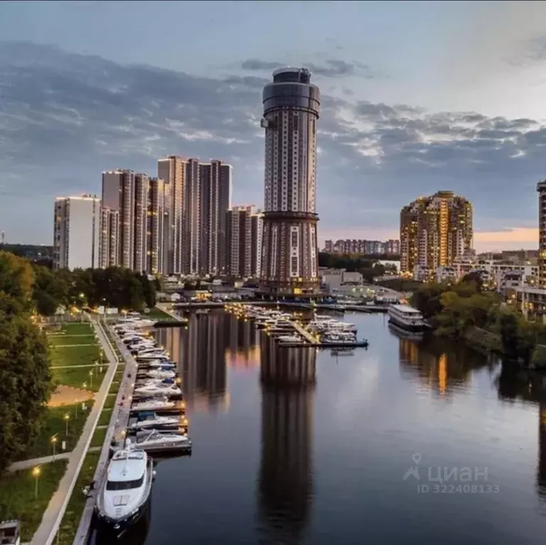 2-к кв. Московская область, Химки ул. Кудрявцева, 12 (85.0 м) - Фото 1