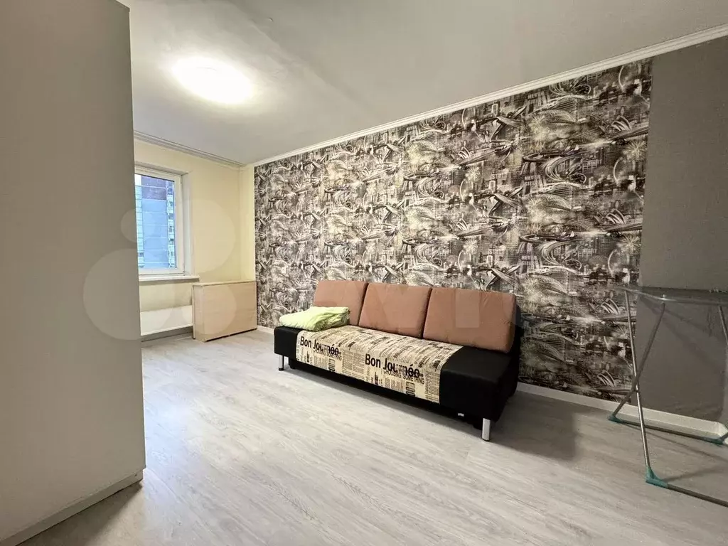Комната 15 м в 2-к., 9/9 эт. - Фото 0