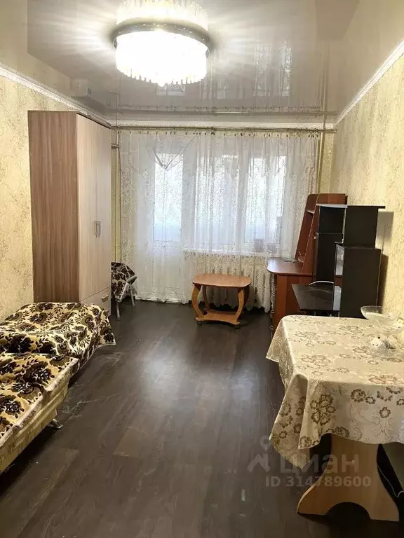 2-к кв. Саратовская область, Энгельс 1-й мкр, 9 (45.5 м) - Фото 1