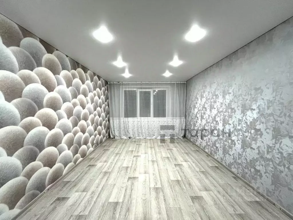 2-к кв. Челябинская область, Челябинск просп. Победы, 293 (50.0 м) - Фото 1