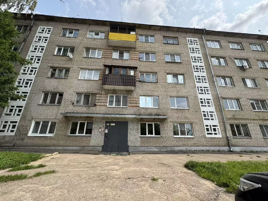 Комната 16 м в 1-к., 2/5 эт. - Фото 0