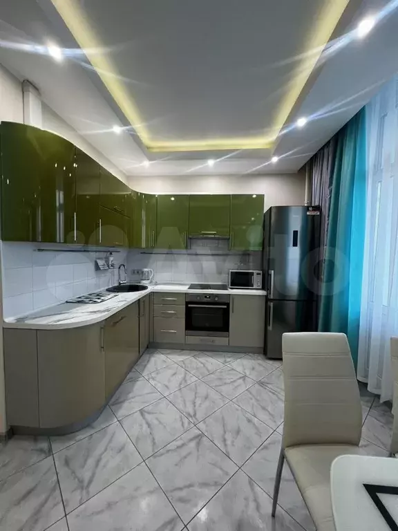 1-к. квартира, 42 м, 15/16 эт. - Фото 0