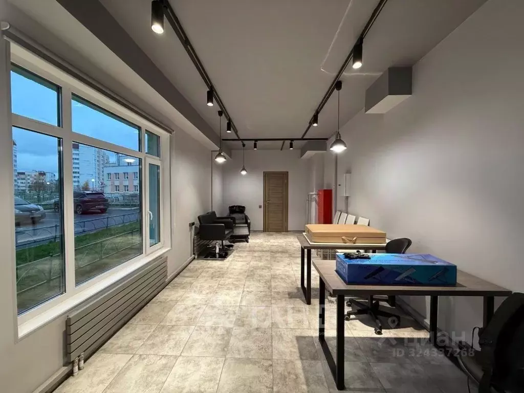 Помещение свободного назначения в Санкт-Петербург пос. Парголово, ул. ... - Фото 1