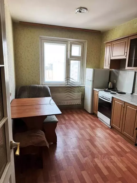 3-к кв. Белгородская область, Старый Оскол Северный мкр, 33 (63.0 м) - Фото 0