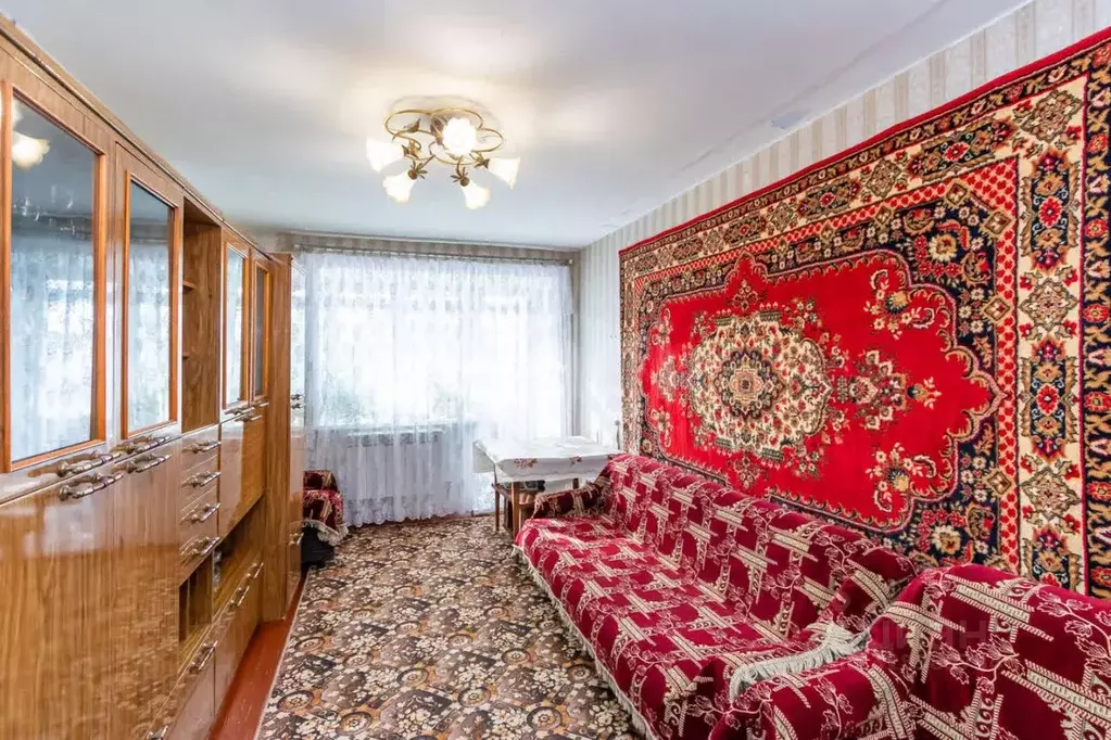 3-к кв. Тюменская область, Тюмень Волгоградская ул., 113 (59.0 м) - Фото 0