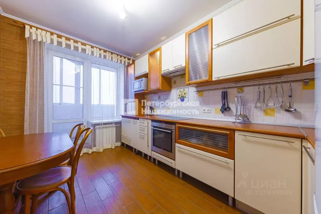 3-к кв. Санкт-Петербург Туристская ул., 10к1 (67.5 м) - Фото 1