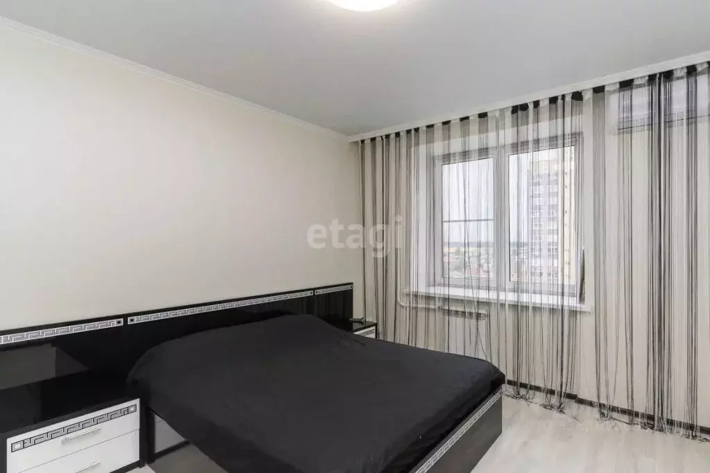 2-к кв. Тюменская область, Тюмень ул. Линейная, 7 (67.1 м) - Фото 1