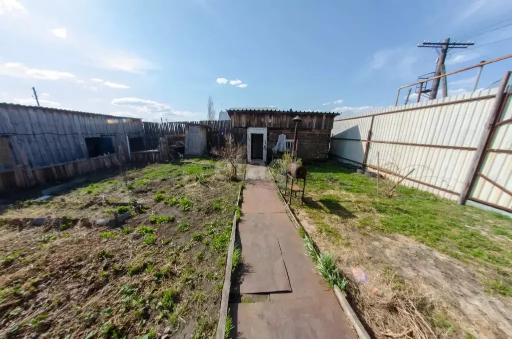 Дом в Курганская область, Шадринский муниципальный округ, с. Погорелка ... - Фото 1