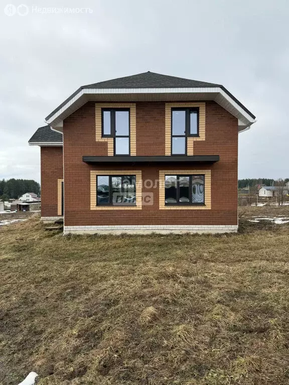 Дом в Кстининское сельское поселение, деревня Голодница, 34 (153 м) - Фото 1