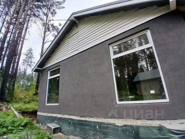 Дом в Свердловская область, Дегтярск Уральская ул. (109 м) - Фото 1