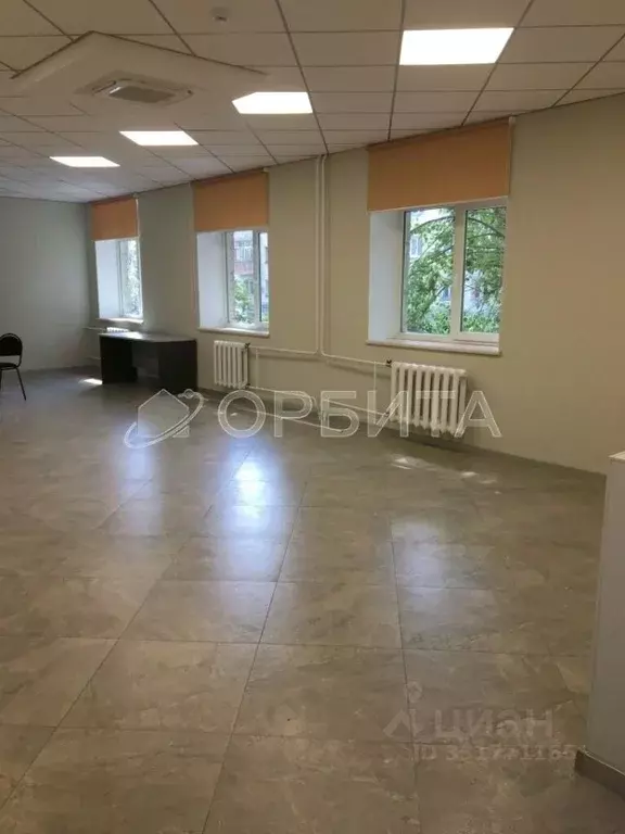 Офис в Тюменская область, Тюмень Рижская ул., 45 (350 м) - Фото 1