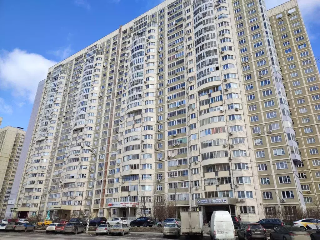 Помещение свободного назначения в Московская область, Химки Молодежная ... - Фото 1