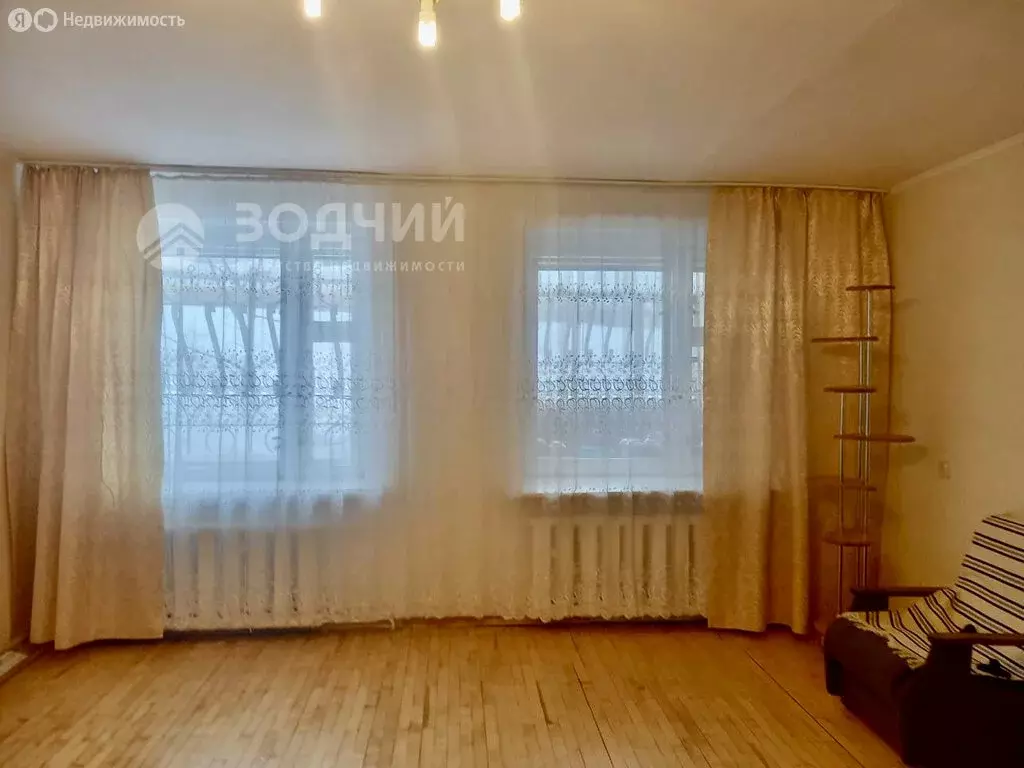 4-комнатная квартира: Чебоксары, улица Пирогова, 2 (121.3 м) - Фото 1