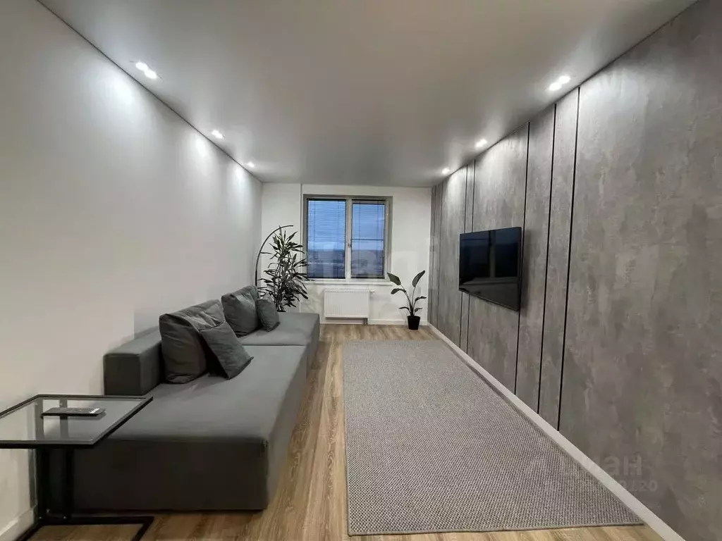 1-к кв. Удмуртия, Ижевск Камбарская ул., 7 (40.0 м) - Фото 1