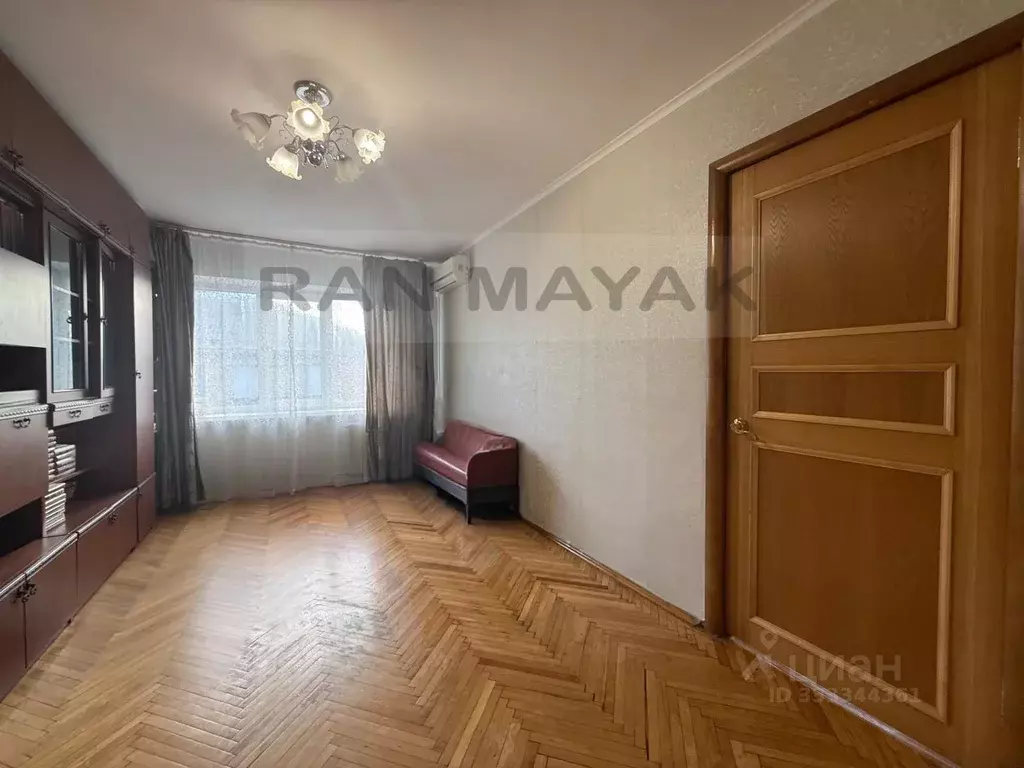 3-к кв. Адыгея, Майкоп ул. Ленина, 6 (50.0 м) - Фото 1
