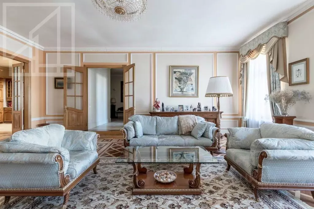 4-к кв. Москва ул. Знаменка, 15 (160.0 м) - Фото 1