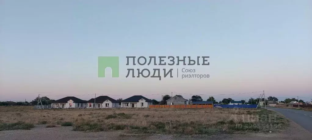 Участок в Крым, Сакский район, Суворовское с/пос, с. Великое  (15.0 ... - Фото 1