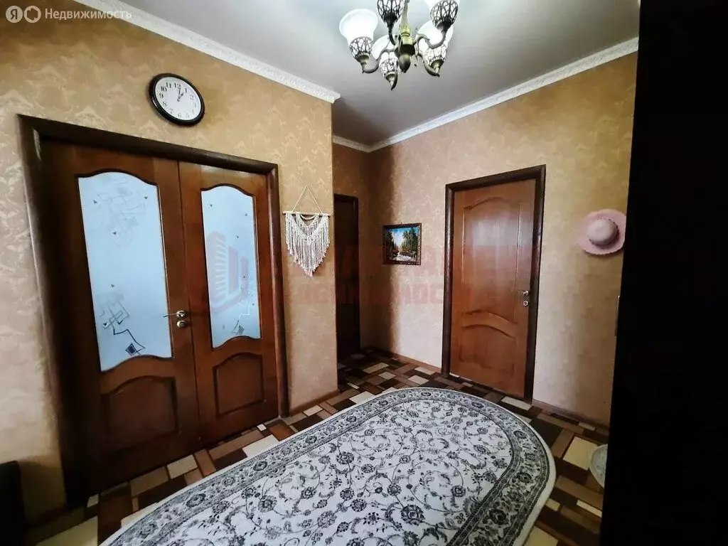 3-комнатная квартира: Астрахань, улица Бабаевского, 35к3 (69.2 м) - Фото 1