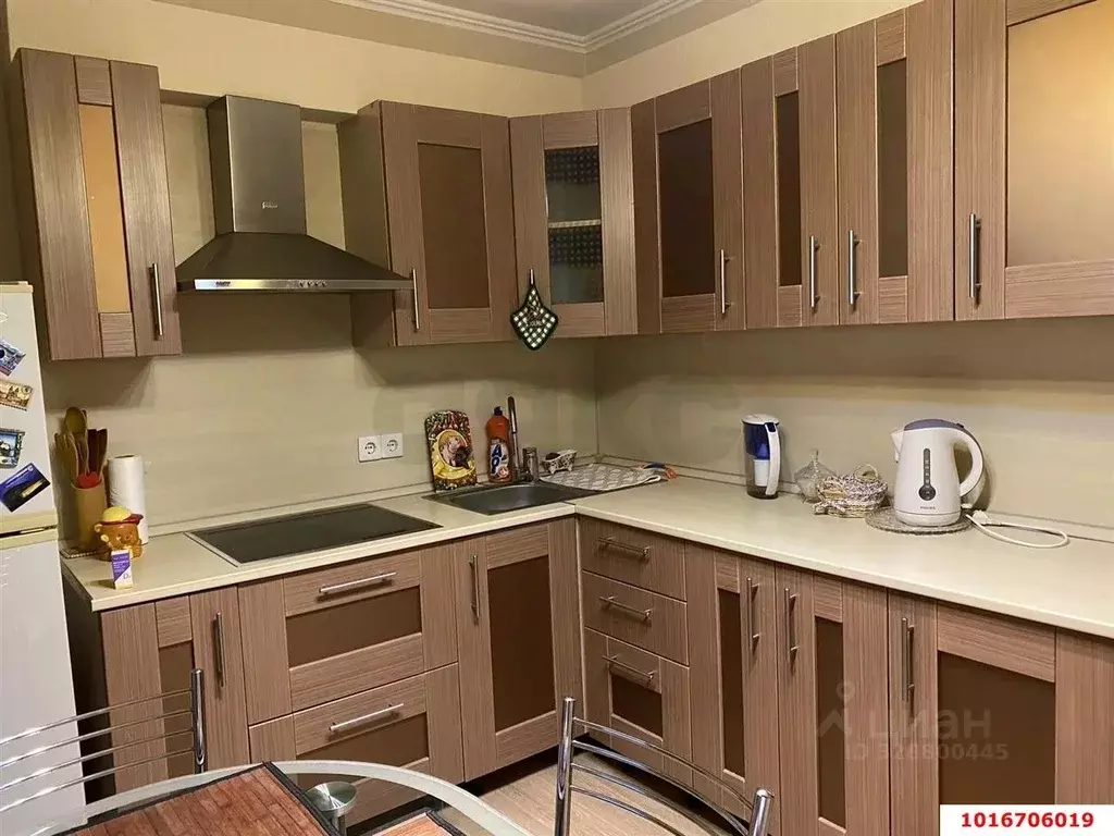 2-к кв. Краснодарский край, Краснодар ул. Академика Лукьяненко (60.0 ... - Фото 1