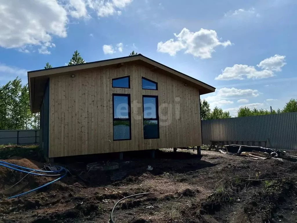 Дом в Башкортостан, Стерлитамакский район, Октябрьский сельсовет, ... - Фото 1