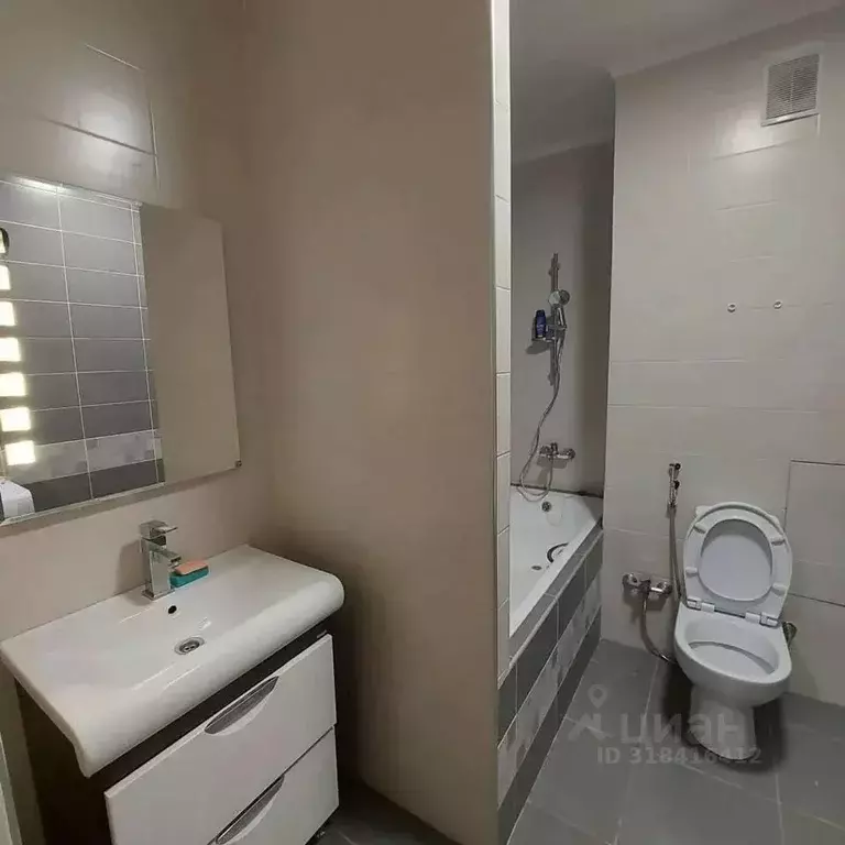 1-к кв. Татарстан, Казань ул. Короленко, 28Б (38.0 м) - Фото 1