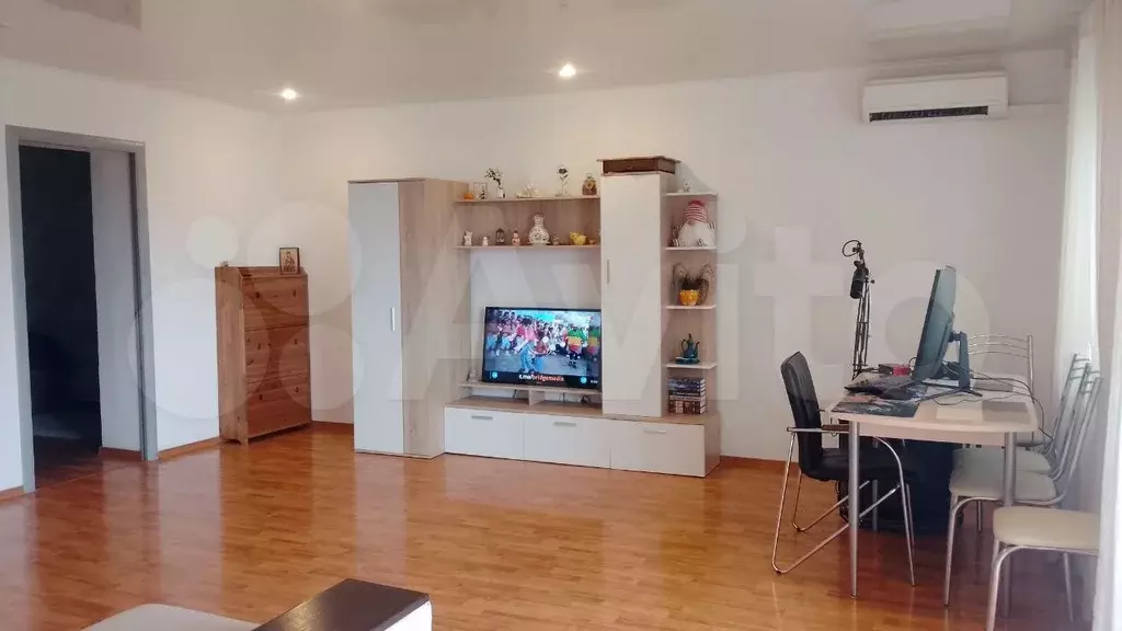 2-к. квартира, 60 м, 4/4 эт. - Фото 1