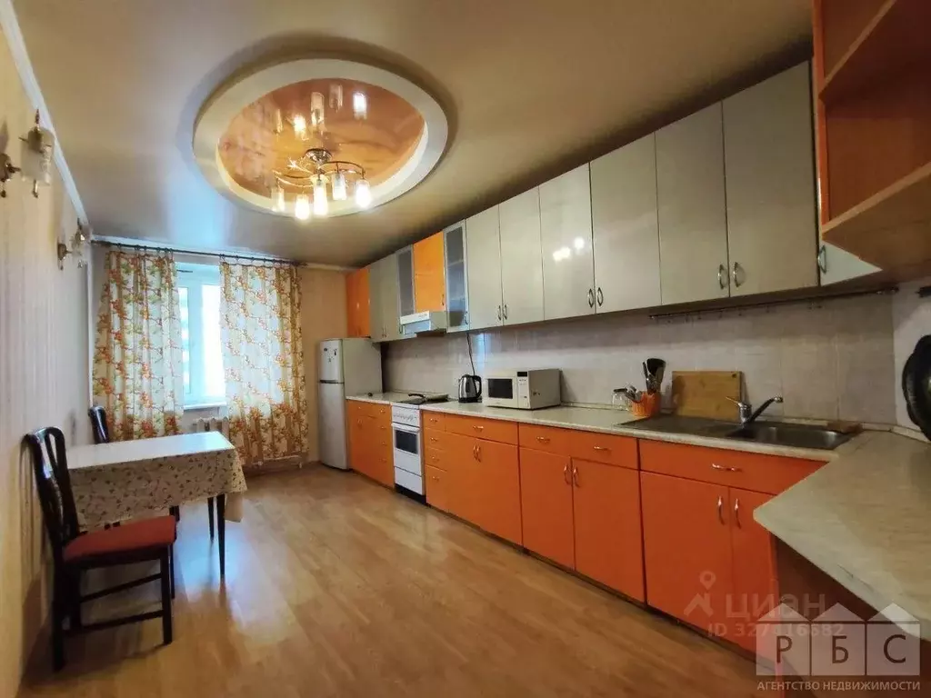 3-к кв. Саратовская область, Саратов ул. Большая Горная, 219/145 (70.0 ... - Фото 2