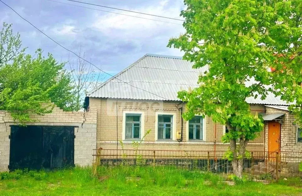 Дом в Липецкая область, Липецкий муниципальный округ, с. Подгорное ул. ... - Фото 0
