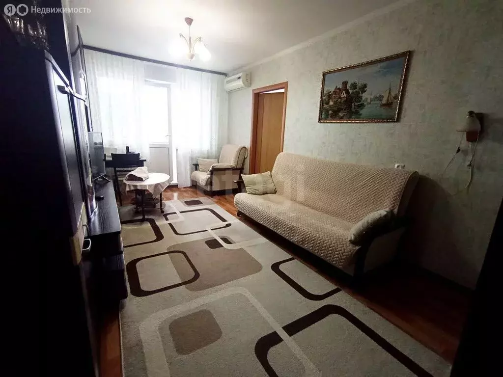 3-комнатная квартира: Тольятти, улица Карла Маркса, 19 (56.3 м) - Фото 1