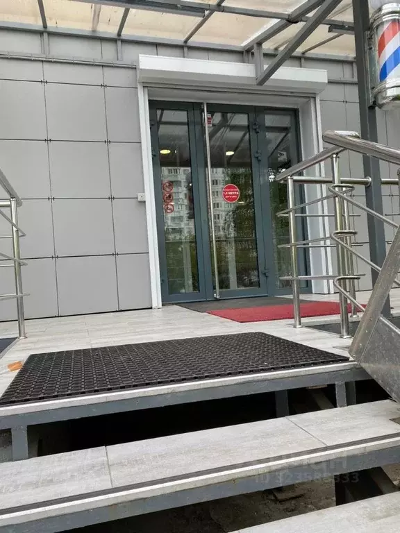 Помещение свободного назначения в Московская область, Красногорск бул. ... - Фото 1