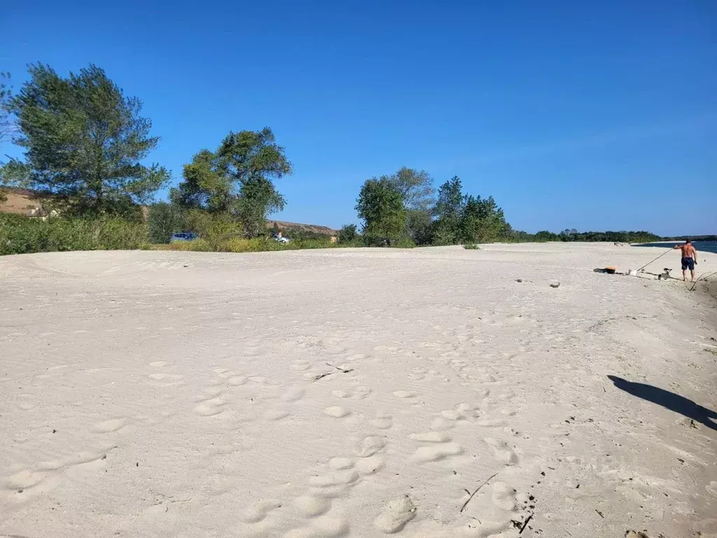 Участок в Ростовская область, Усть-Донецкий район, Пухляковский хут.  ... - Фото 1