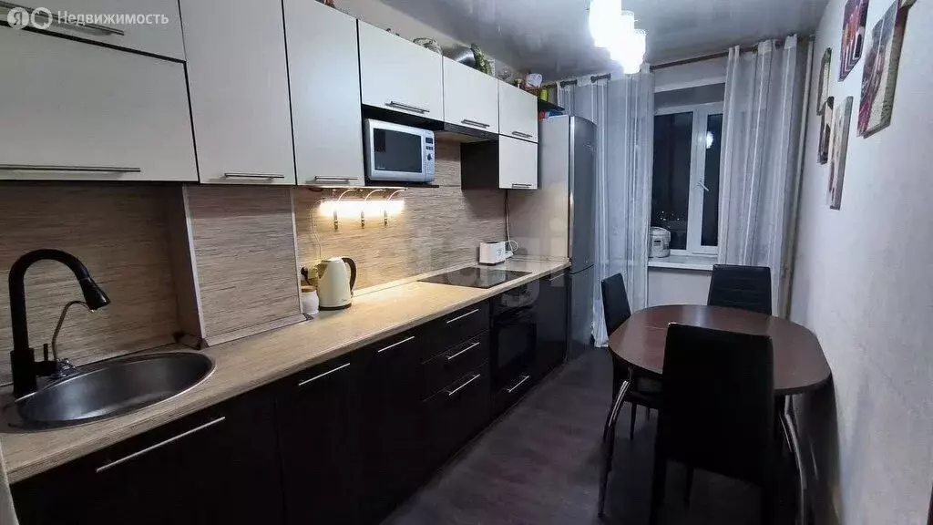 3-комнатная квартира: Самара, Дачная улица, 27 (75 м) - Фото 1
