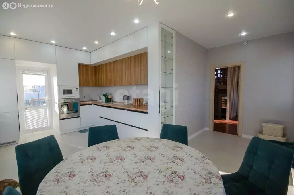 Дом в Ялуторовск, улица Зубарева, 15 (146 м) - Фото 1